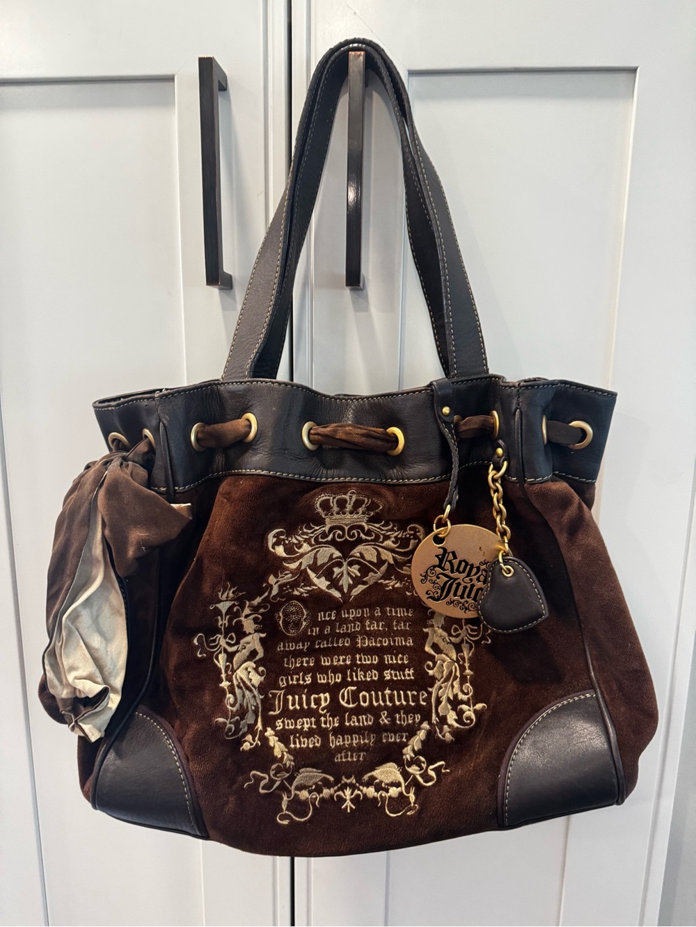 Vintage Y2K Daydreamer Royal Juicy Couture Brown Velour Leather Trim Crest Bag